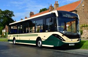 Alexander Dennis Enviro200 2015 года 